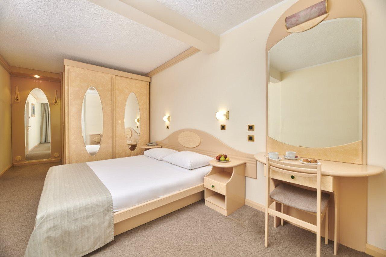 Hotel Istra Plava Laguna بوريتش المظهر الخارجي الصورة