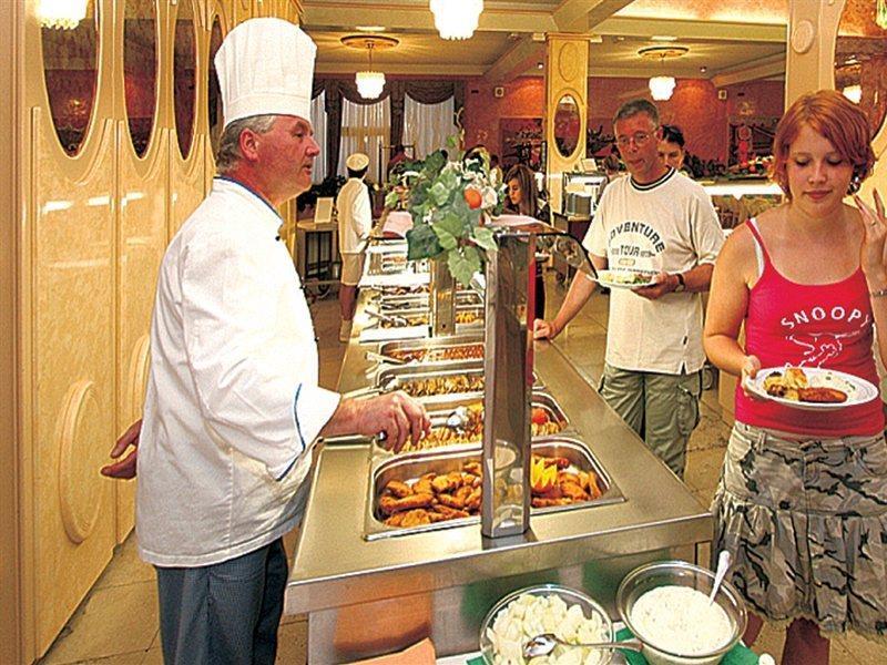 Hotel Istra Plava Laguna بوريتش المظهر الخارجي الصورة