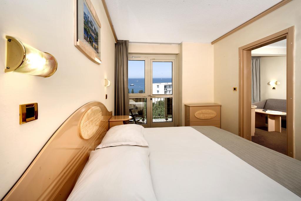 Hotel Istra Plava Laguna بوريتش المظهر الخارجي الصورة