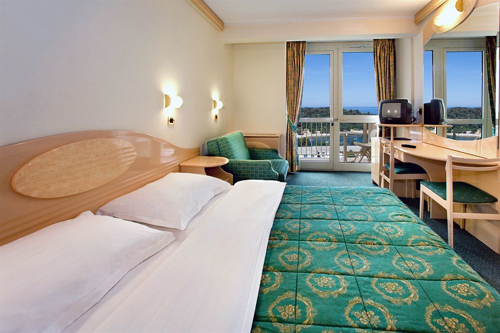 Hotel Istra Plava Laguna بوريتش المظهر الخارجي الصورة
